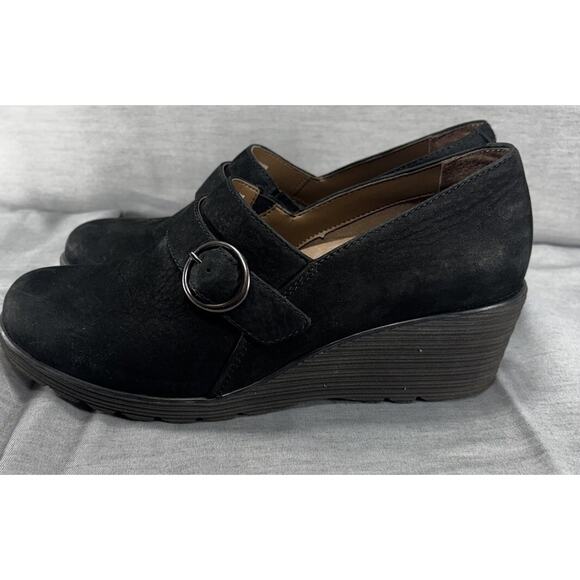 Dansko Womans Shoes Size 39 Black Suede 2-Inch Wedge Heel Buckle Clog - Picture 3 of 8